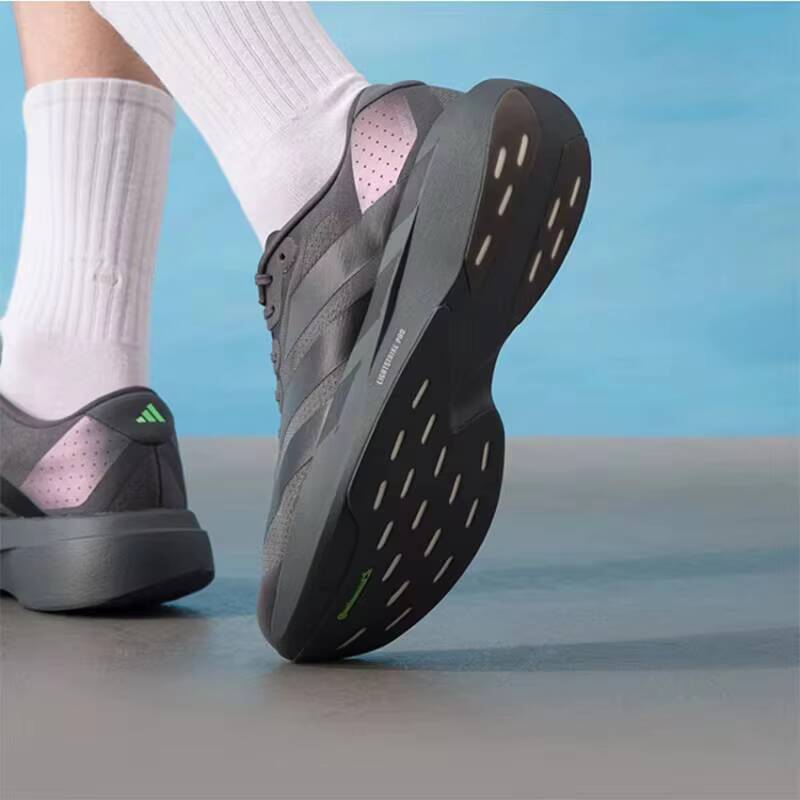 Chaussures de course légères a - Men Shoes Running Adidas avis et prix